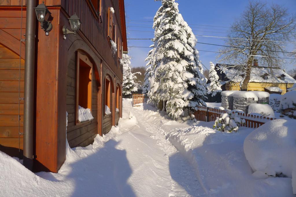Guest House Sneznik Exterior foto