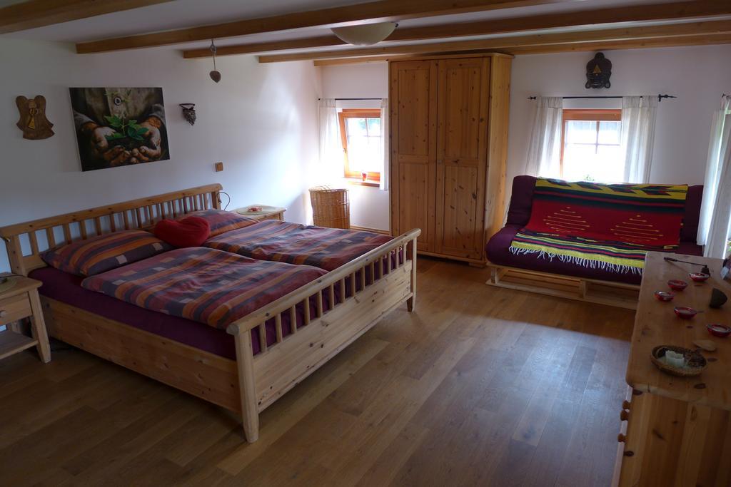 Guest House Sneznik Exterior foto